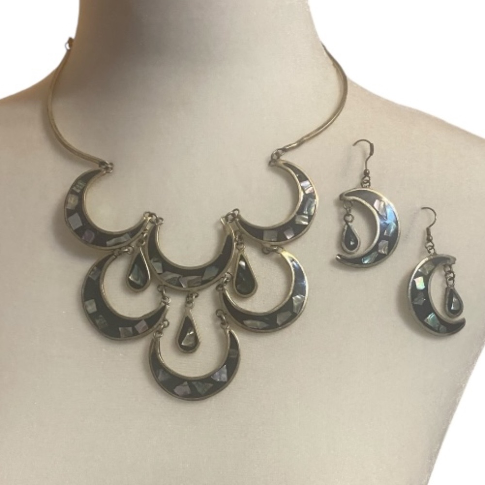 Vintage Alpaca Mexico Silver Moon jewelry set. Necklace & earrings